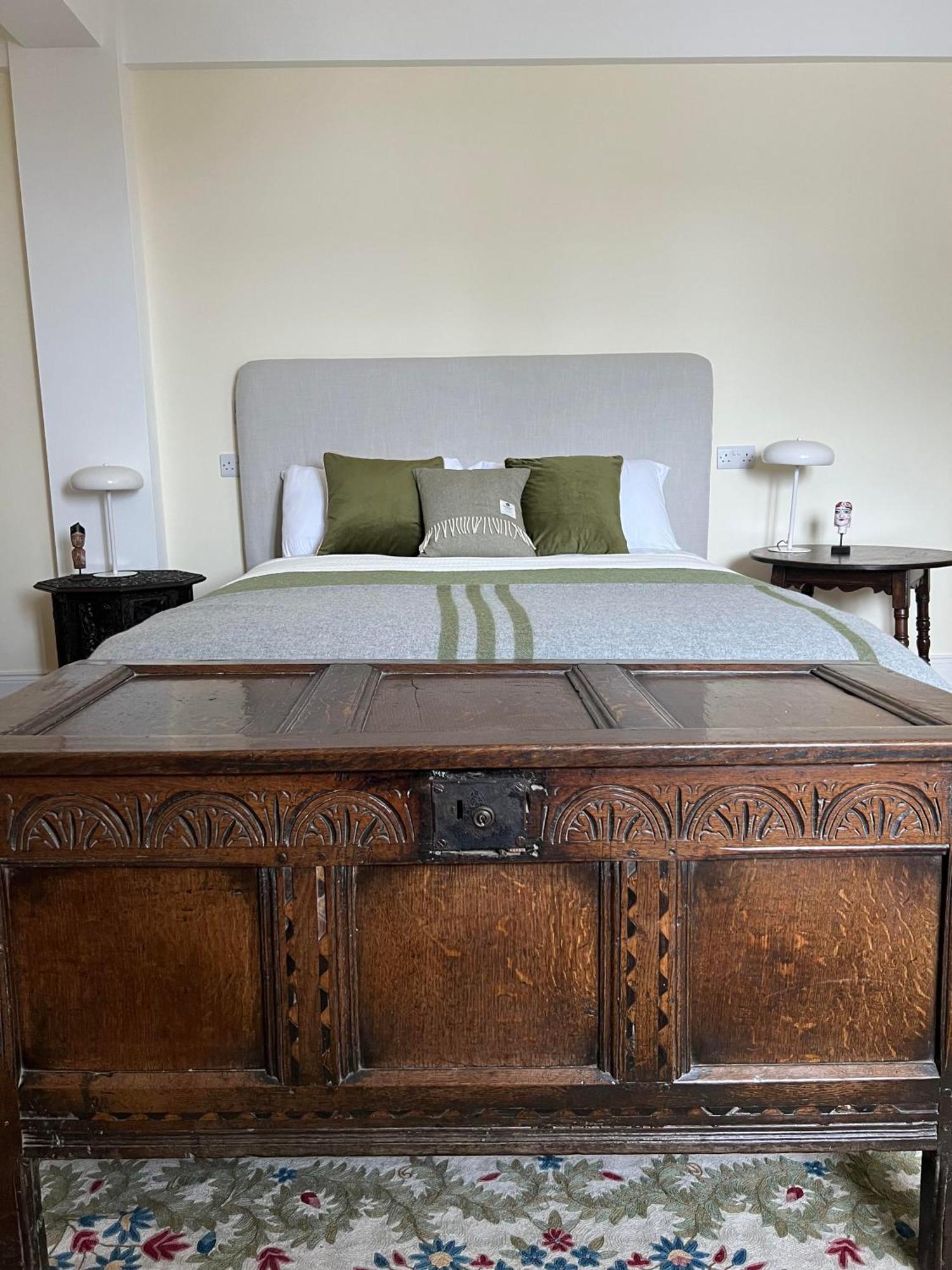 Riverfront Apartments At The Blue Goat Ramelton Экстерьер фото